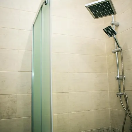 Luxury Flat In Downtown Apartamento Lviv